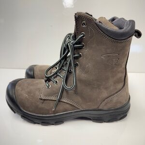 Women’s CSA Steeltoe Safety Winter All Season Boot Steelplate Size 7.5 Fits A 7